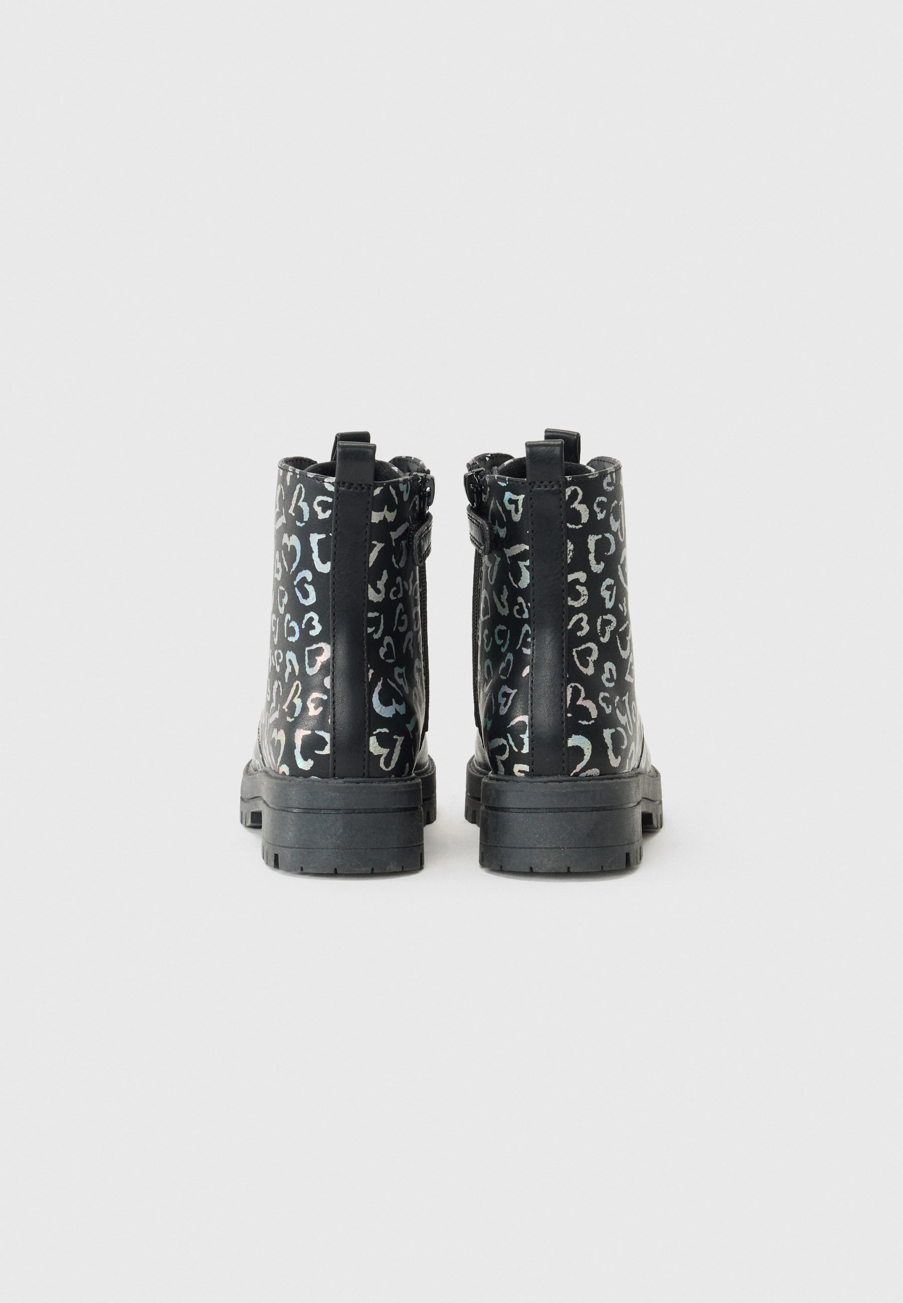 Friboo veterschoenen - zwart