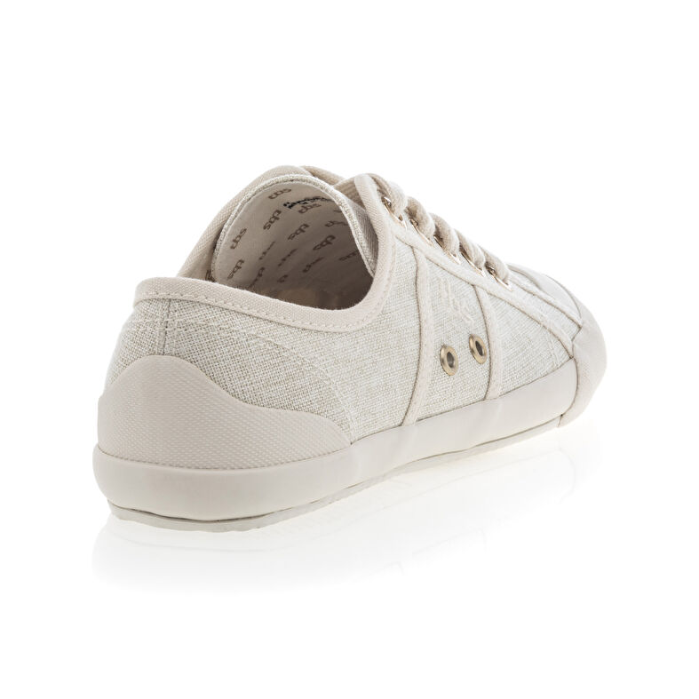 Zapatillas deportivas para mujer color beige.