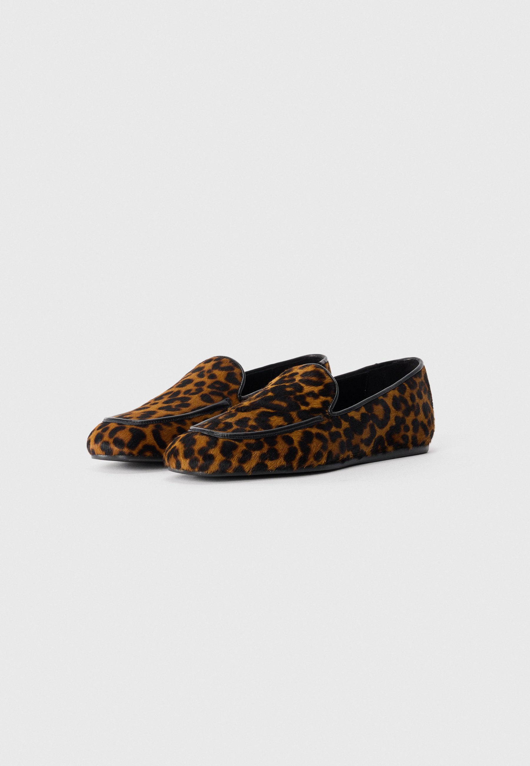 Stuart Weitzman LEE - Instappers - bruin/zwart