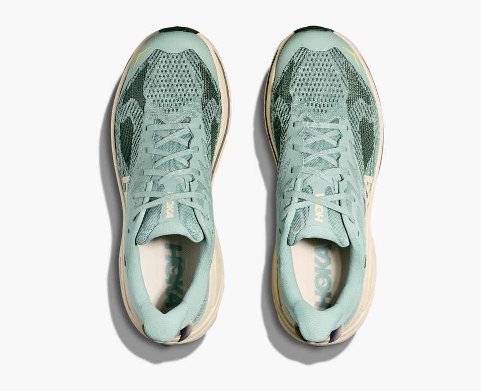 HOKA Sal de Jade/Trufa Challenger 8