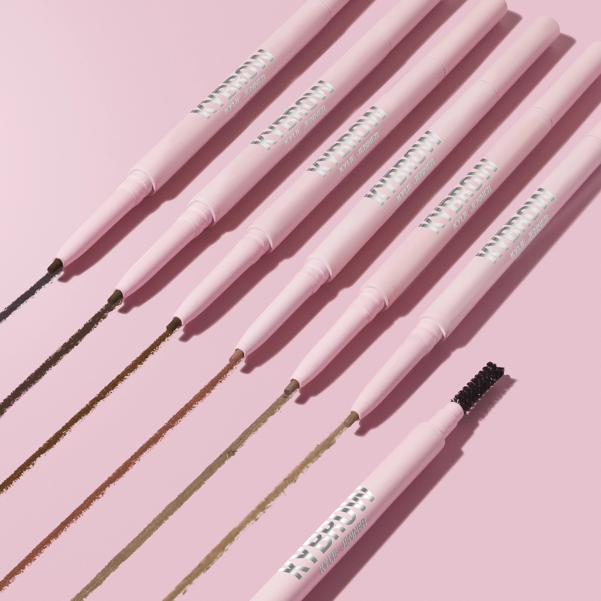 Tužka na obočí Kybrow Pencil 4 Medium Brown - Kylie By Kylie Jenner