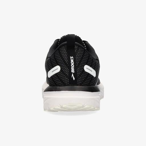  Brooks Revel 6