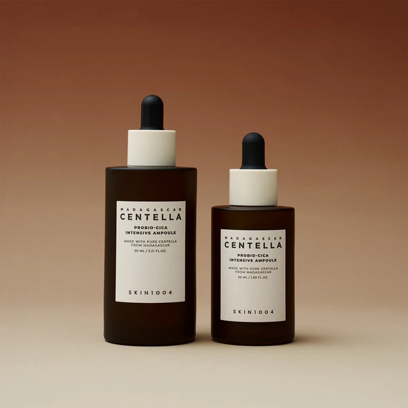 SKIN1004 Pomirjujoči serum z madagaskarsko centello Probio-Cica Intensive Ampoule, ki obnavlja zaščitno pregrado kože.