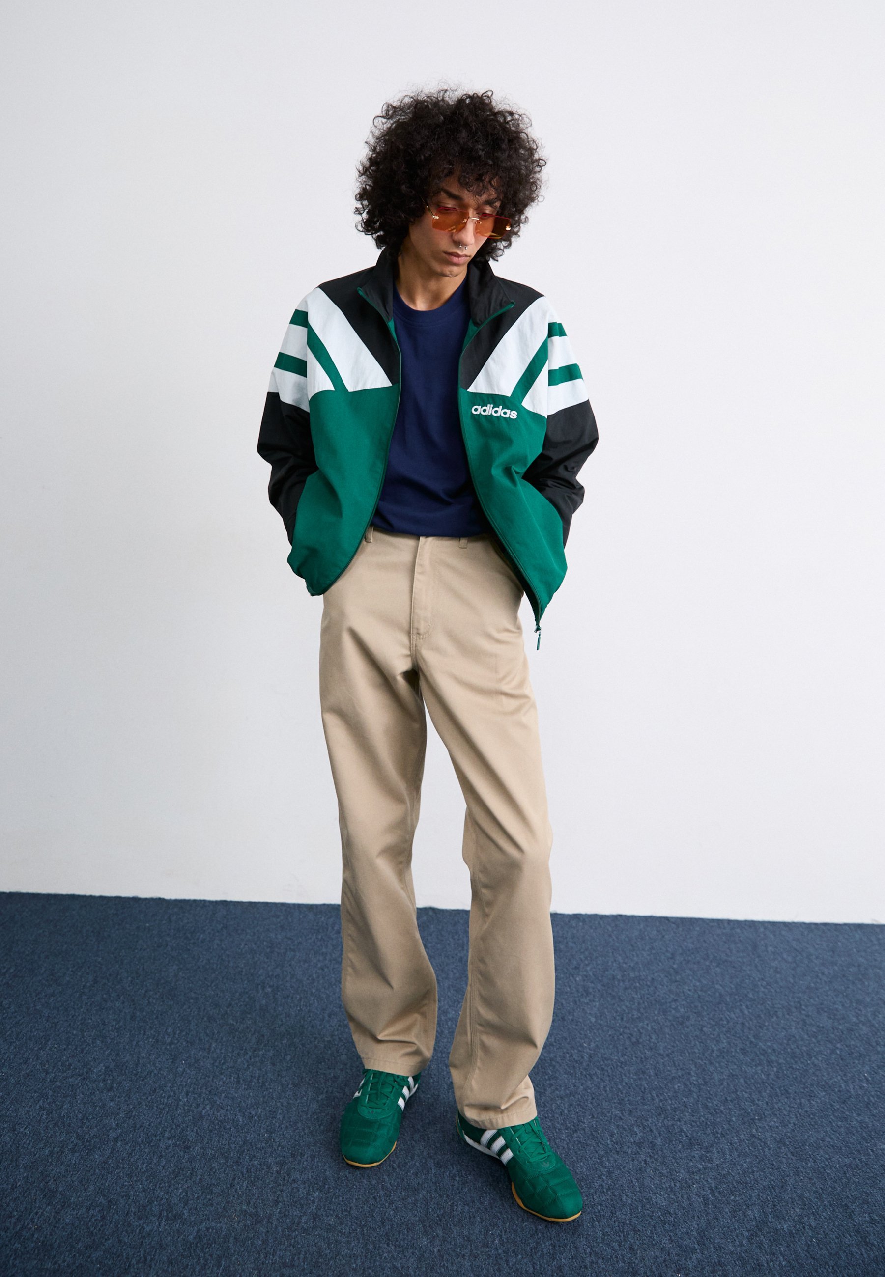 adidas Originals TRACK - Giacca estiva - verde college/nero
