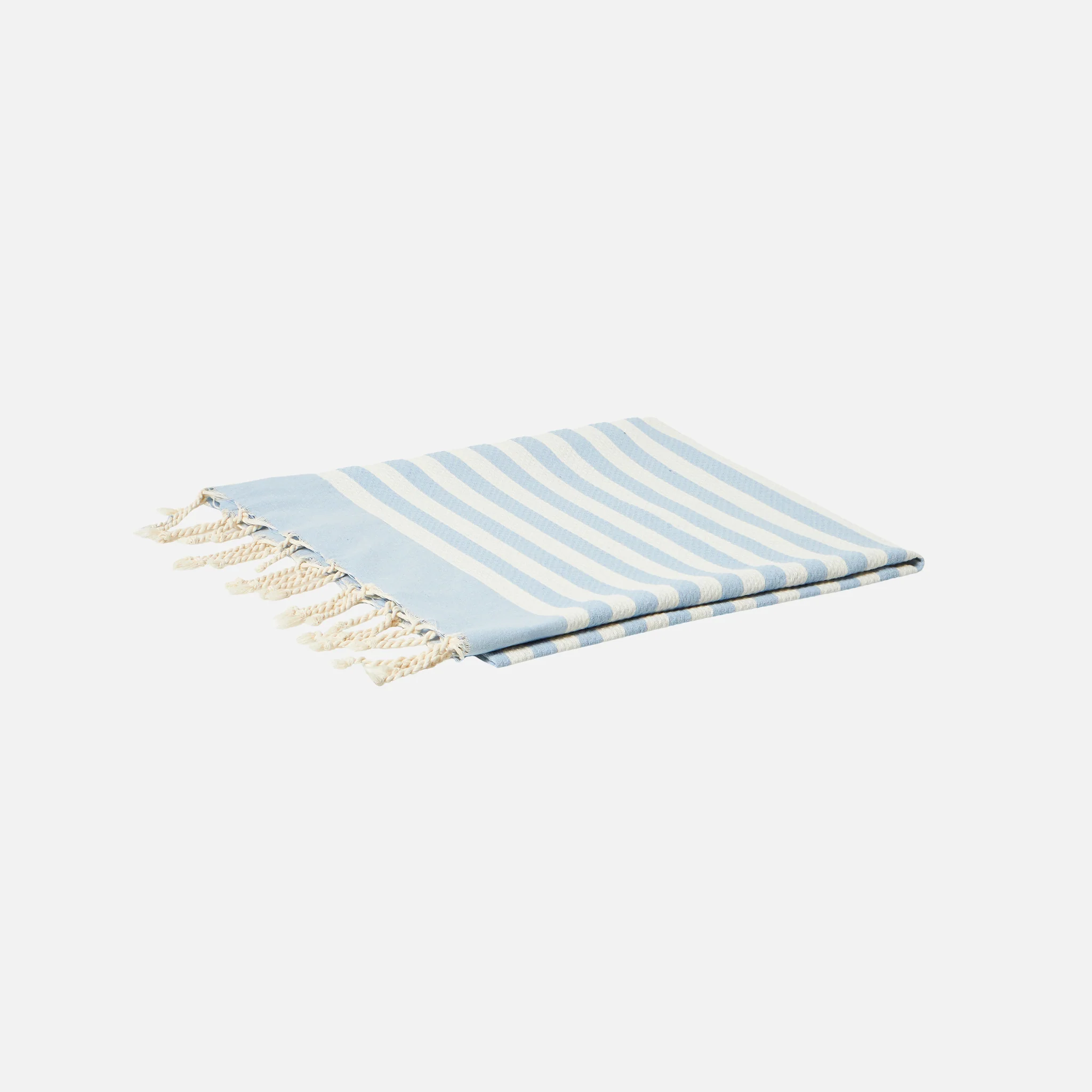Toalla de playa de lujo Fouta de algodón – Rayas azul claro, secado rápido, suave y absorbente con bordes con flecos | MC2 Saint Barth