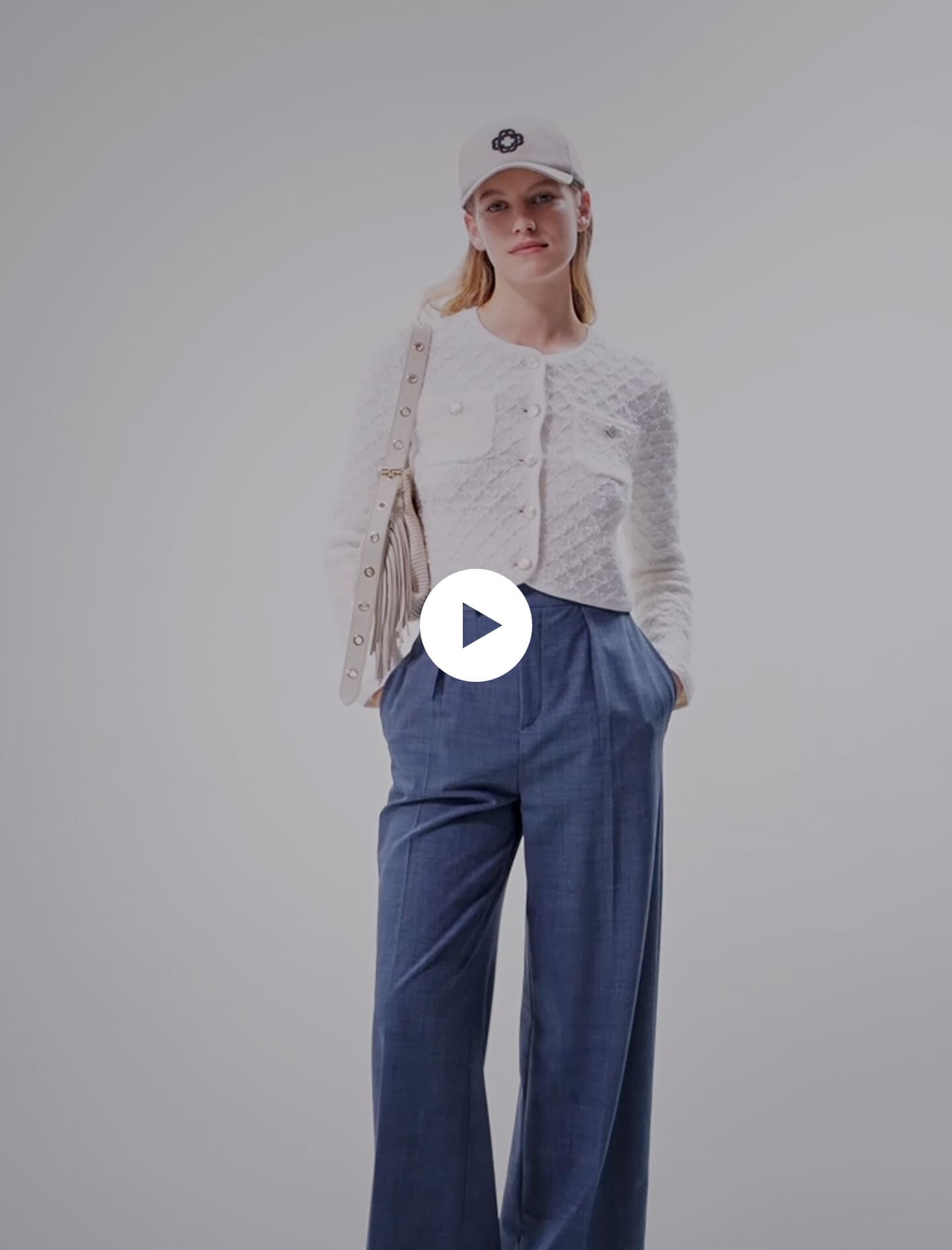 Cardigan tricotat alb-gălbui