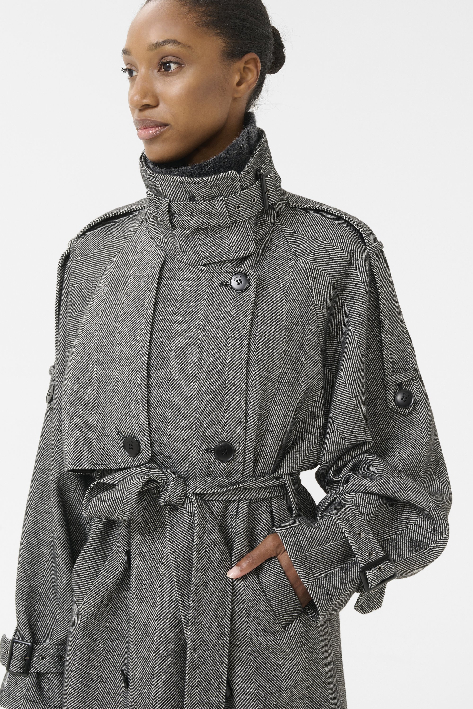 Gestuz AVIC LANGE JAS - Trenchcoat - zwart/grijs