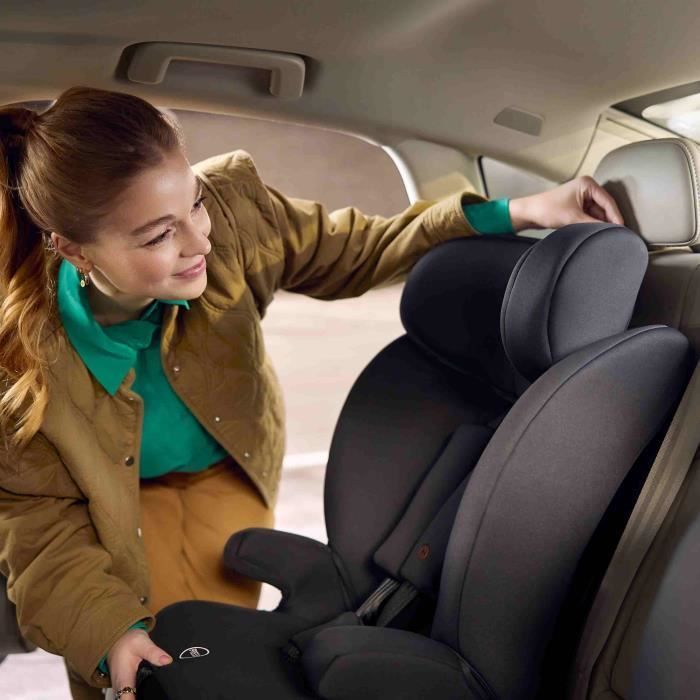 Seggiolino auto convertibile BEBE CONFORT GROW i-Safe con cinture di sicurezza, da 15 mesi a 12 anni (76-150 cm), standard di sicurezza R129, colore nero fumé.