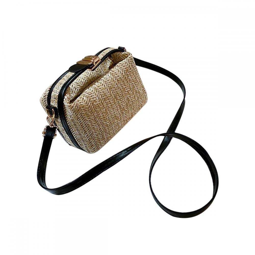 Sac bandoulière rectangulaire en paille tressée pour femme, petit modèle, avec bandoulière longue.