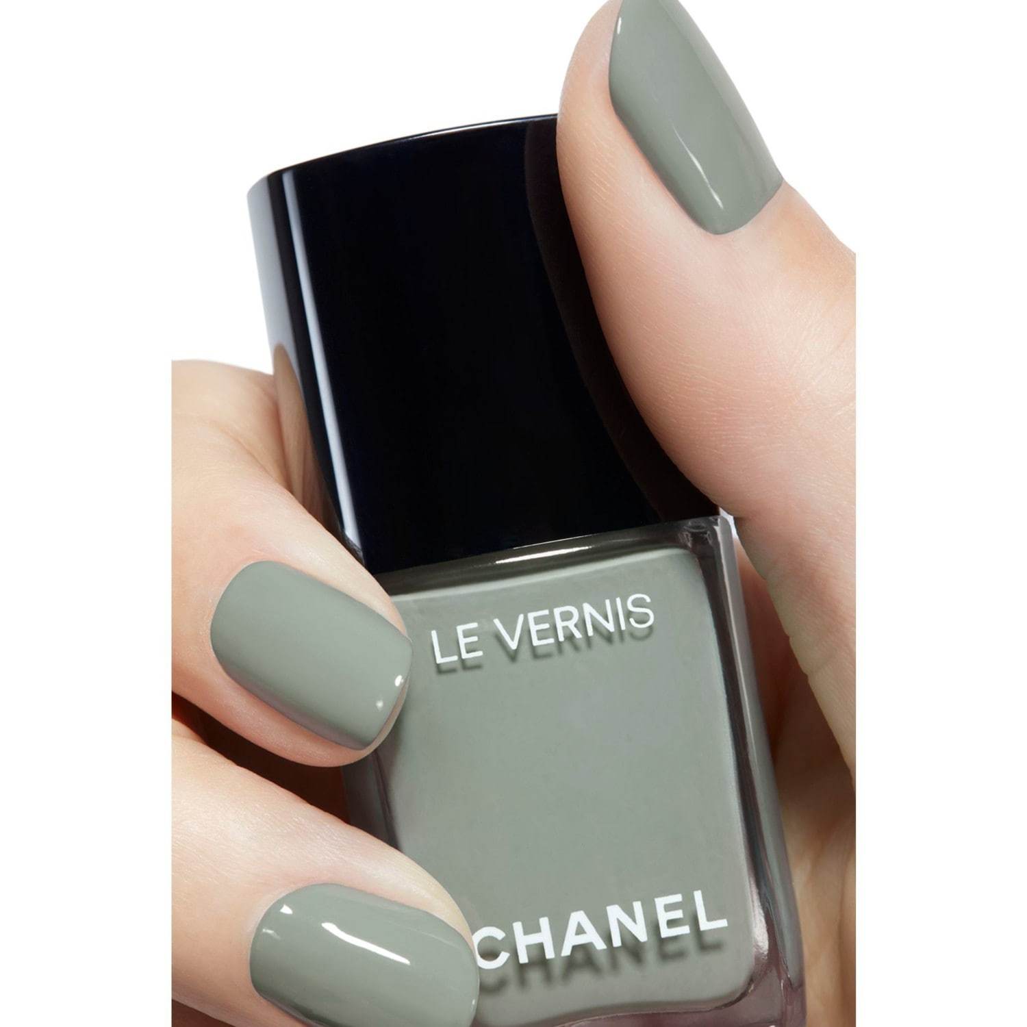 CHANEL lak za nokte LE VERNIS DUGOTRAJNA BOJA I SJAJ - 13 ml