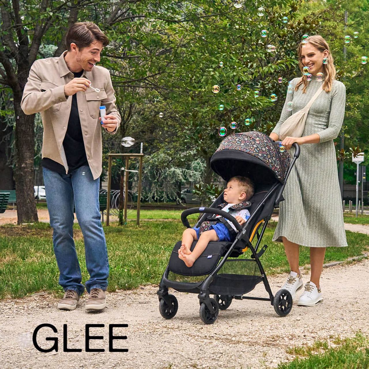 Glee babakocsi
