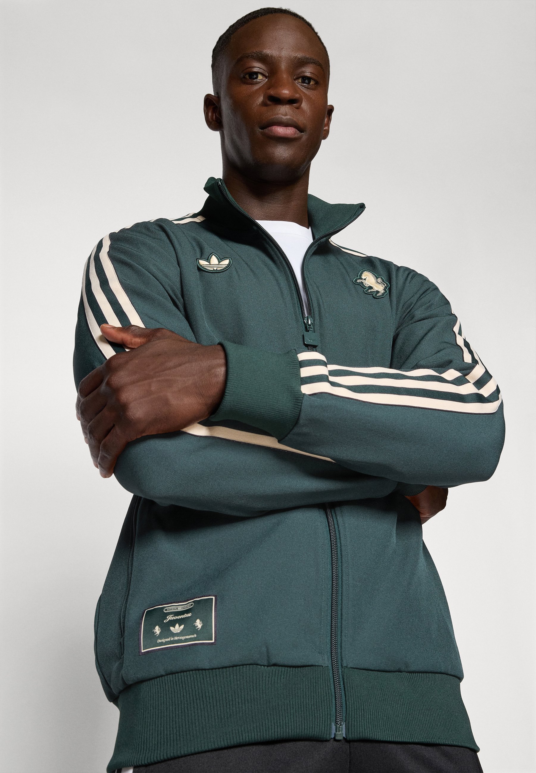 adidas Originals JUVENTUS ICON TRACK TOP - Sweatshirt mit Reißverschluss - Schattengrün