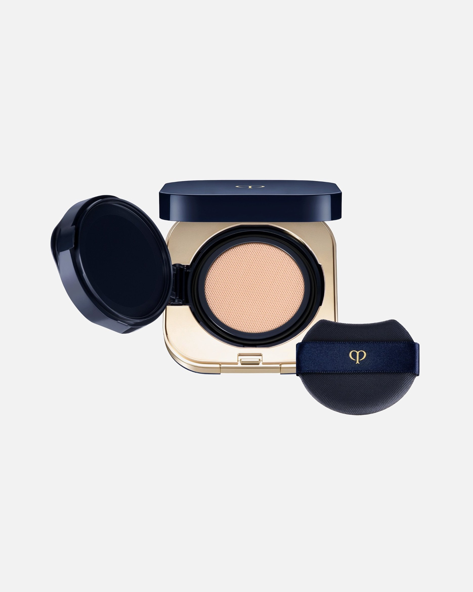 Clé de Peau Beauté Foundation Radiant Cushion Foundation Natural – 14 g