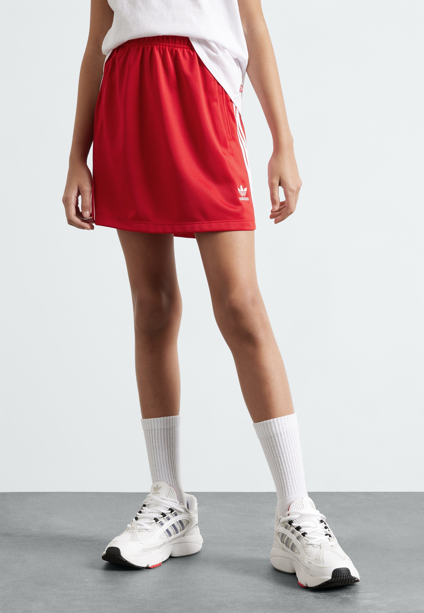 adidas Originals FIREBIRD KIDS - Minirok - mooier scharlakenrood