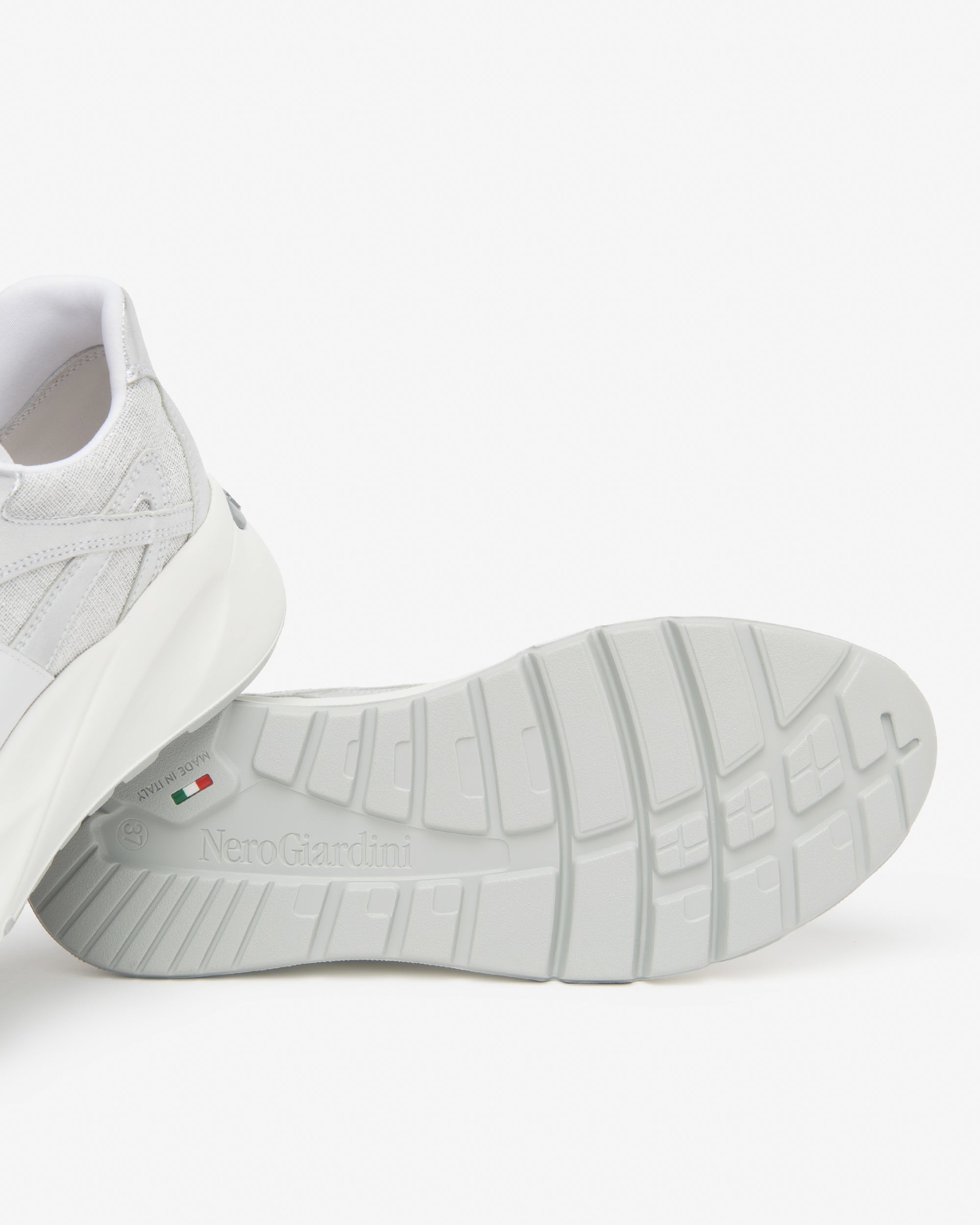  Damen-Sneaker aus Leder und Stoff