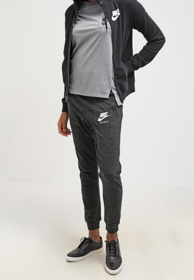 Nike Sportswear trainingsbroek - gemêleerd zwart