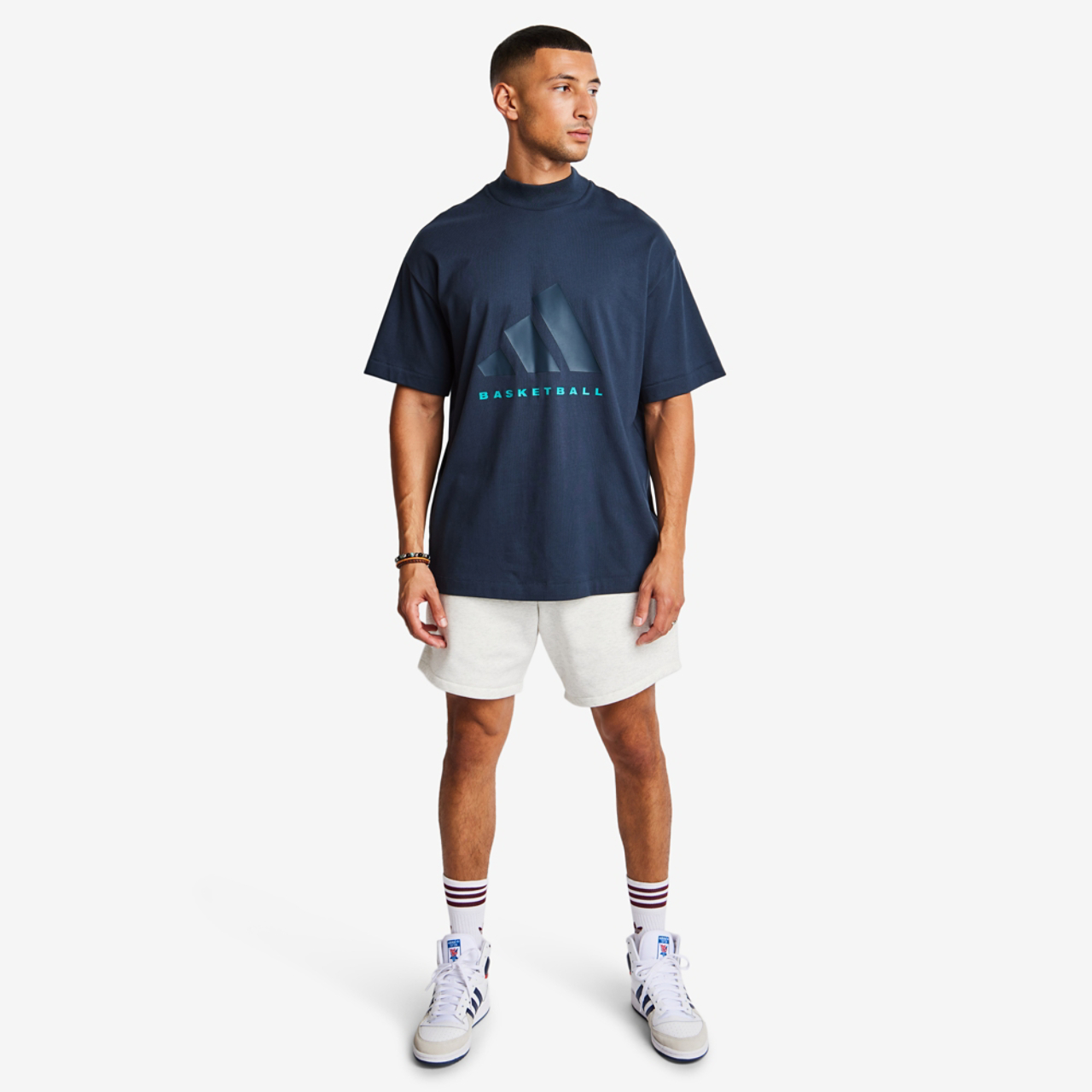 adidas One -pallopaita