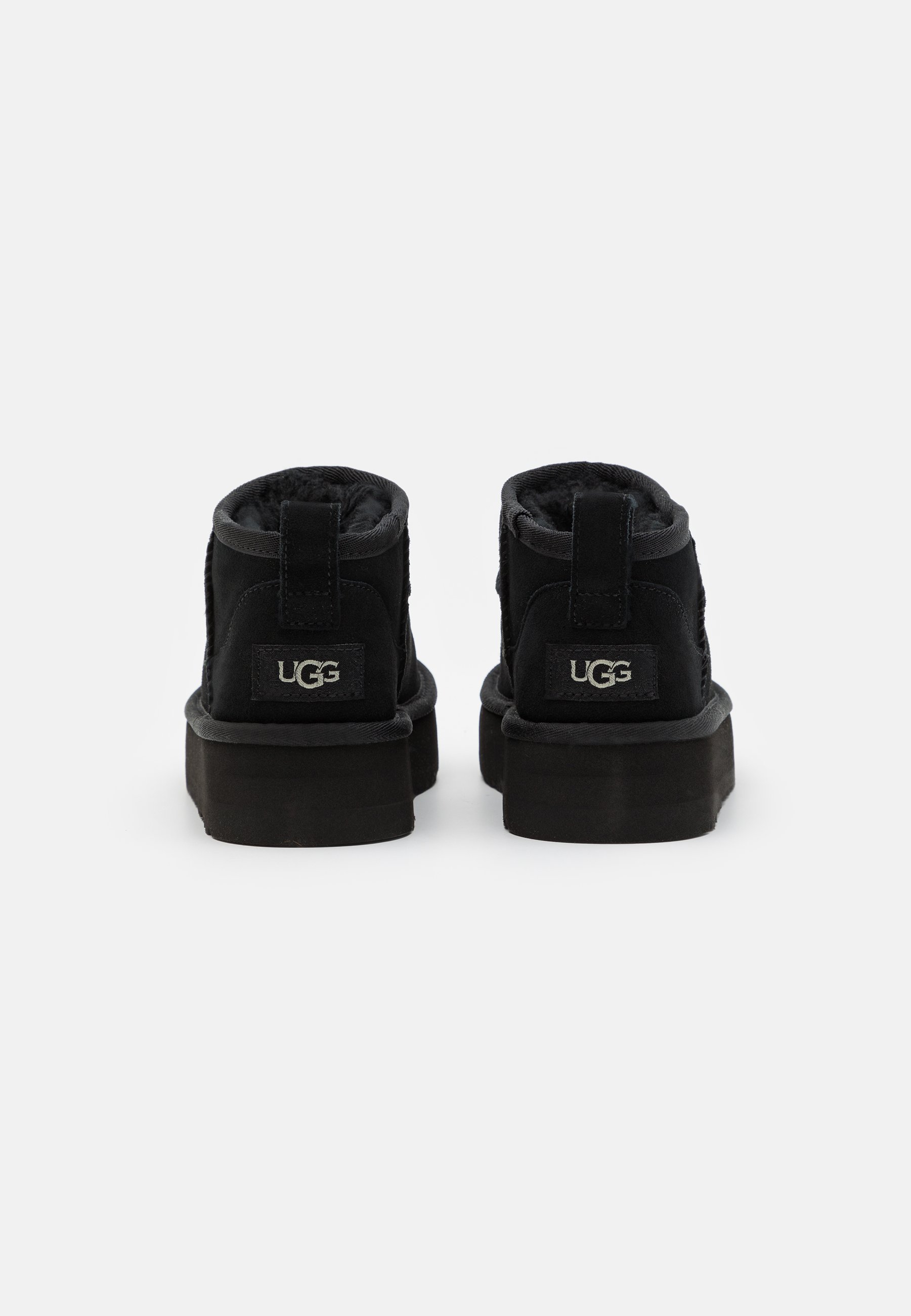 UGG CLASSIC ULTRA MINI UNISEX - Klassieke enkellaarsjes - zwart