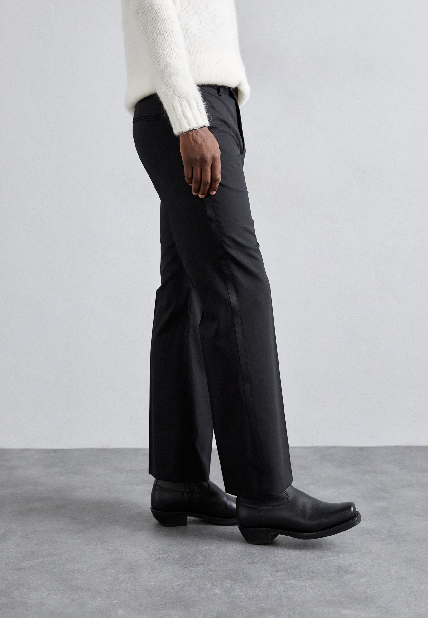 Tiger of Sweden TYLER - Kalhoty - black