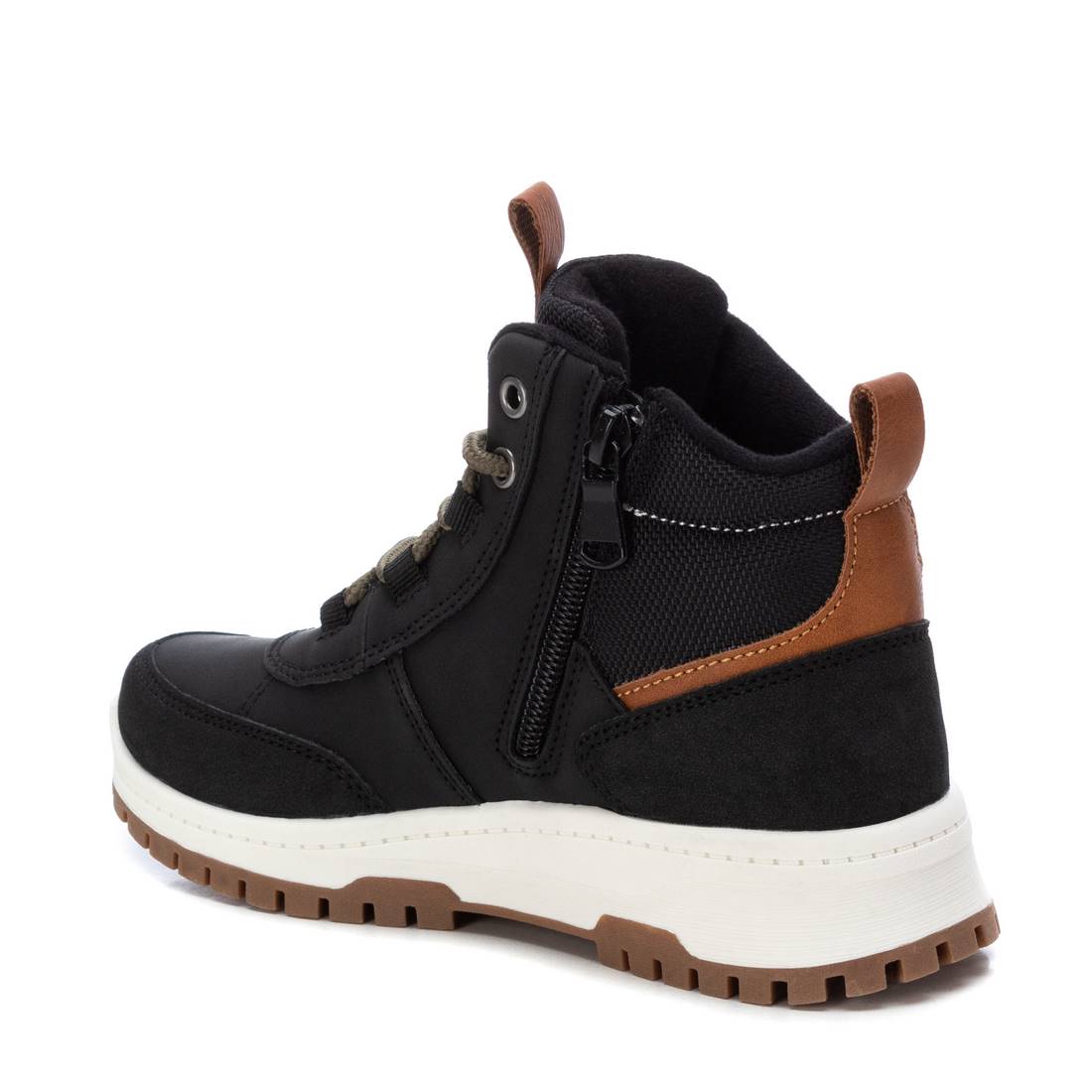  Sneaker Xti 150541