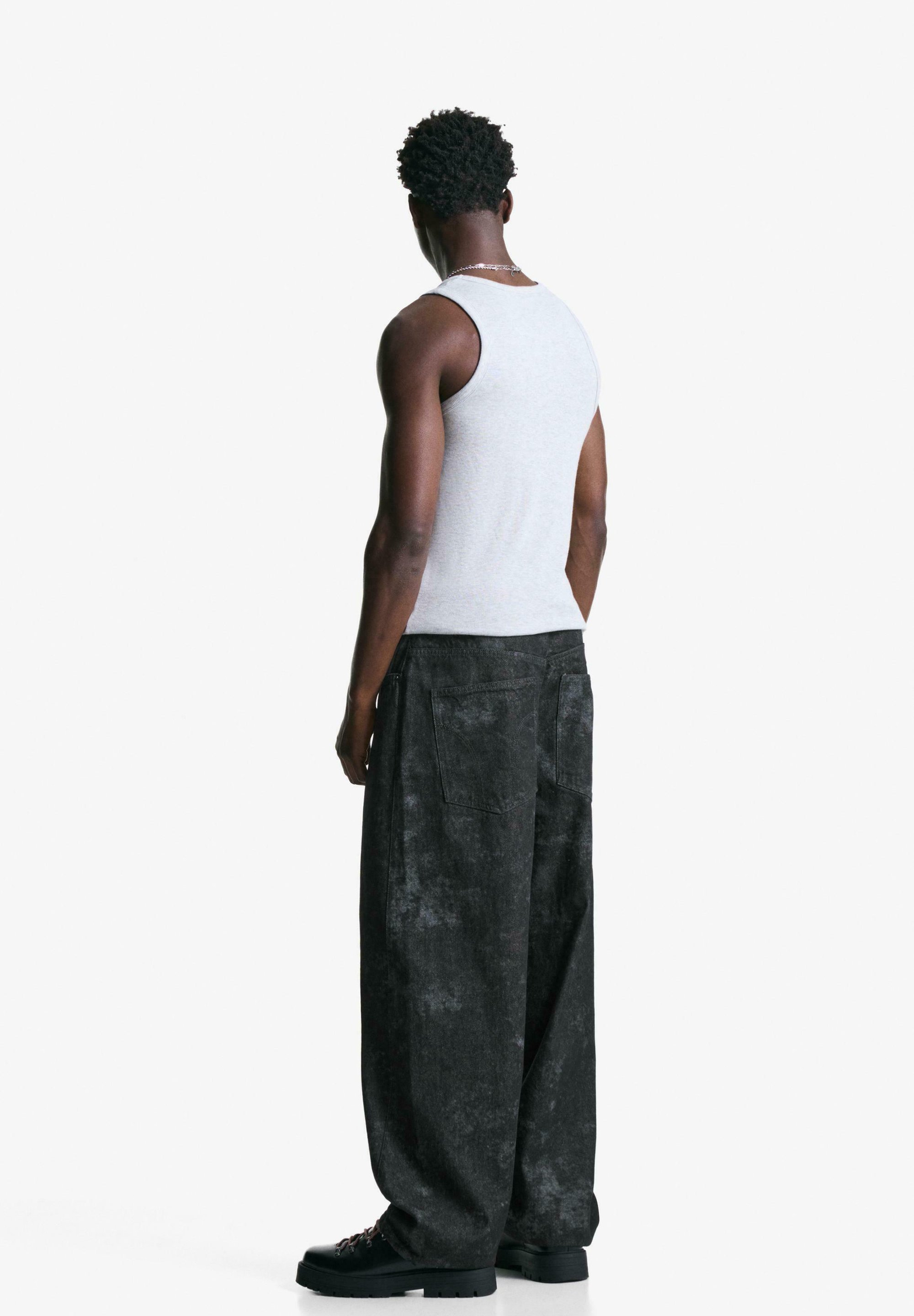 Bershka entspannt