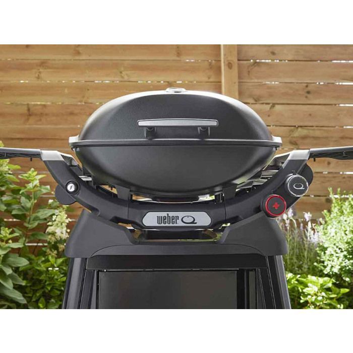 Weber Q 2800N Gas Barbecue + Cart