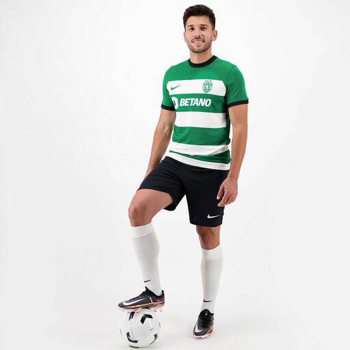  Nike Sporting