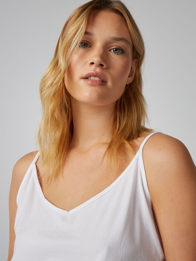 Camisole met dunne bandjes - wit