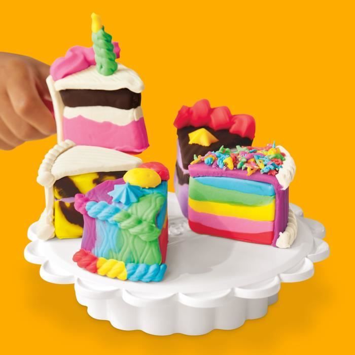 Play-Doh Ma jolie part de gâteau, four jouet, accessoires de cuisine factices et 11 pots de pâte à modeler, dès 3 ans