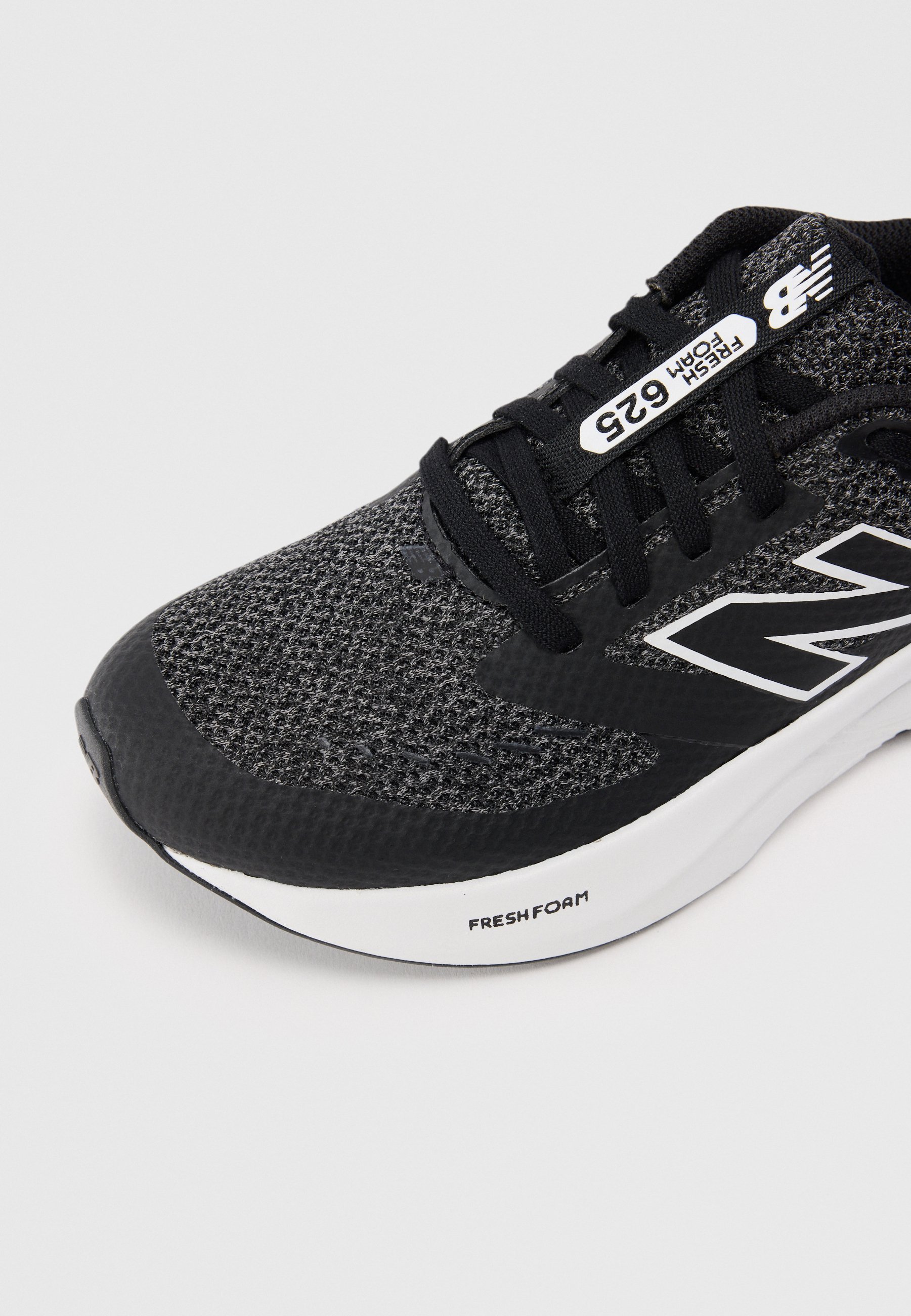 New Balance FRESH FOAM 625 UNISEX - Straßenlaufschuhe - Schwarz