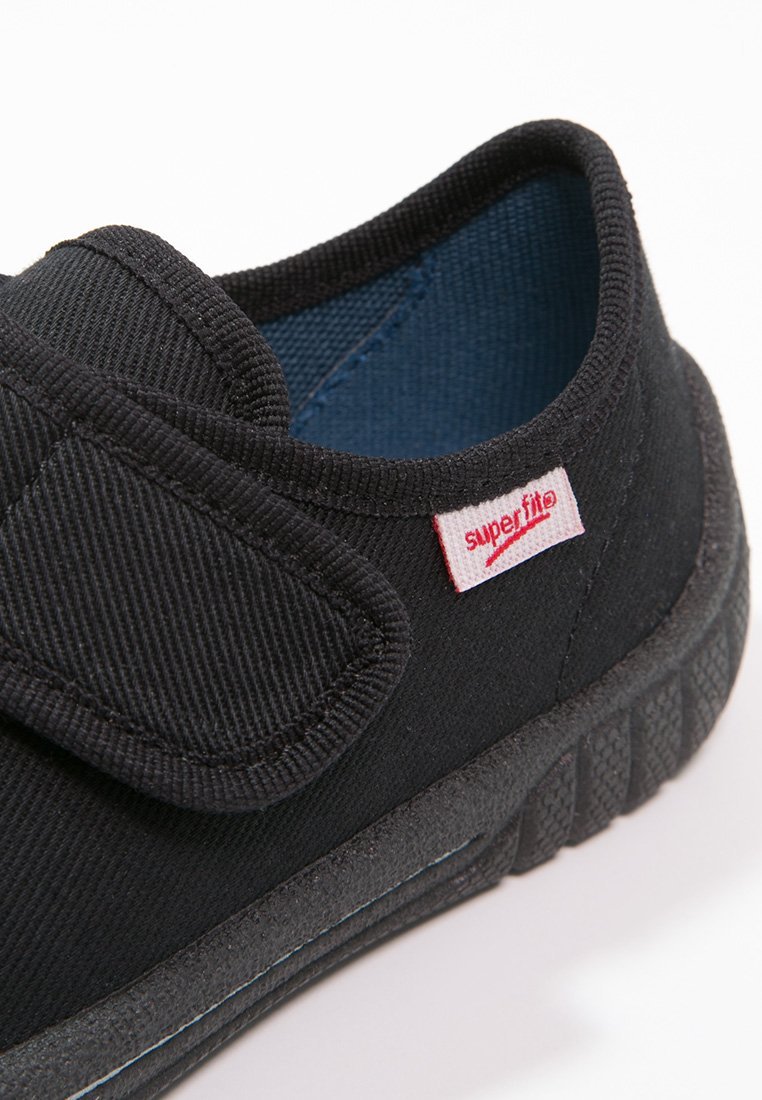 Superfit BILL - Pantoufles - noir