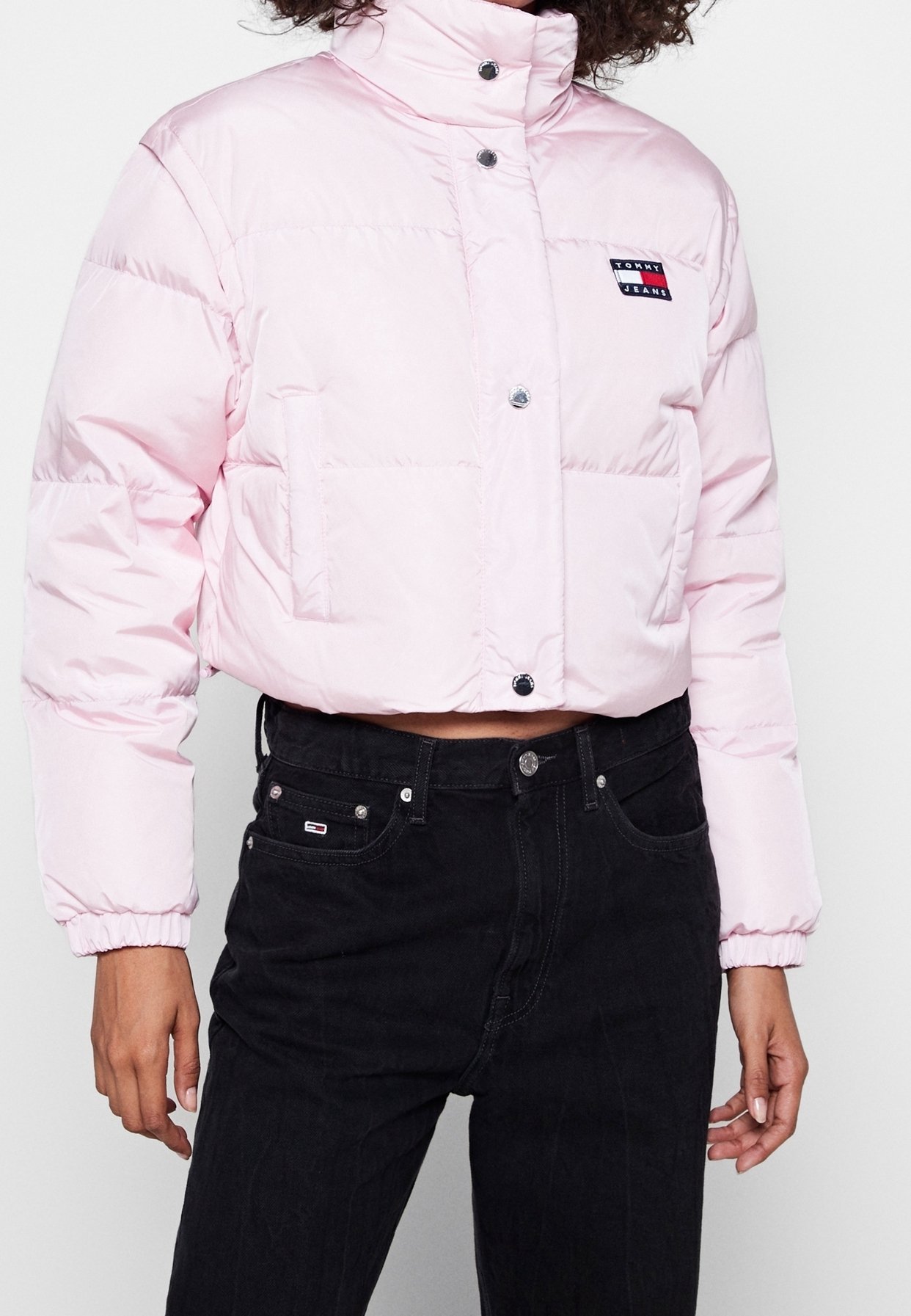 Tommy Jeans ziemas jaka - rozā