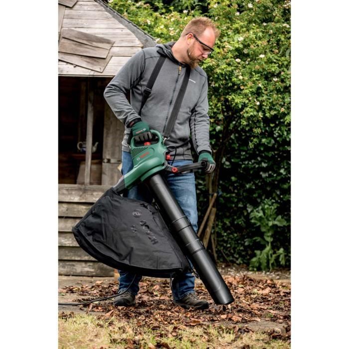 Bosch Corded Vacuum/Blower/Shredder - Universal Garden Tidy 2300 W (45-litre bag, up to 285 km/h)