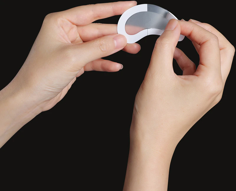 FOREO FAQ™ Microneedling anti-rimpel oogpatches met hyaluronzuur