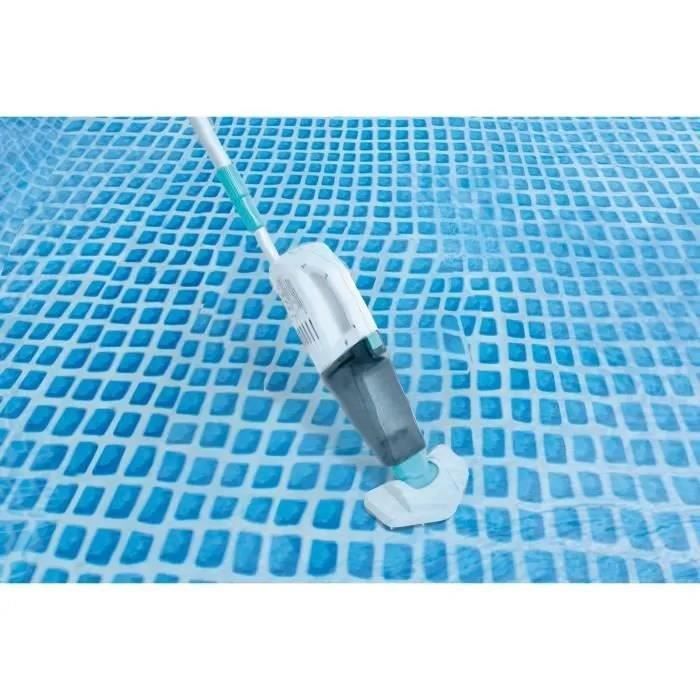 Intex overjordisk rørformet basseng - metallramme - 244 x 51 cm - rundt - 28205NP + Intex rengjøringsmiddel