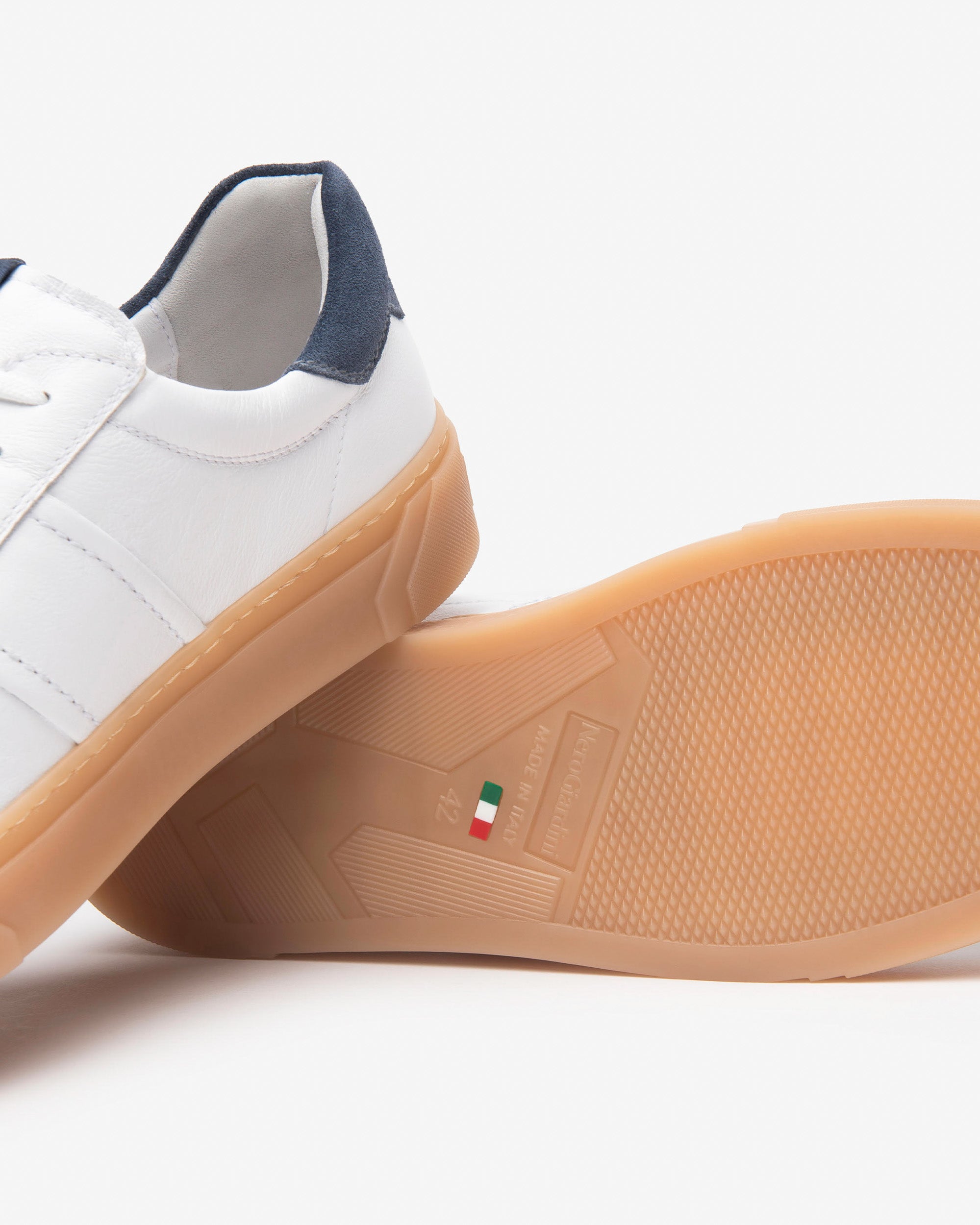 Herren-Sneaker aus Leder und Wildleder