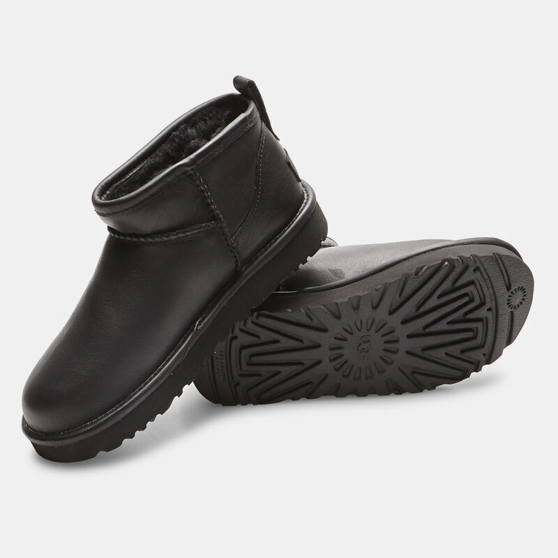 Stivali UGG Classic Ultra Mini