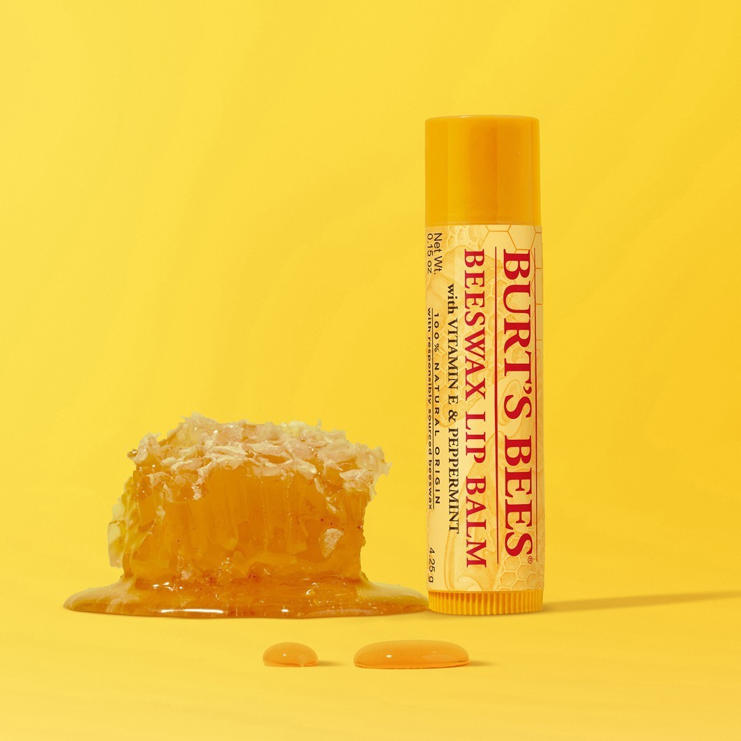 Burt's Bees Lip Care balzam za usne u stiku – balzam za usne napravljen od pčelinjeg voska