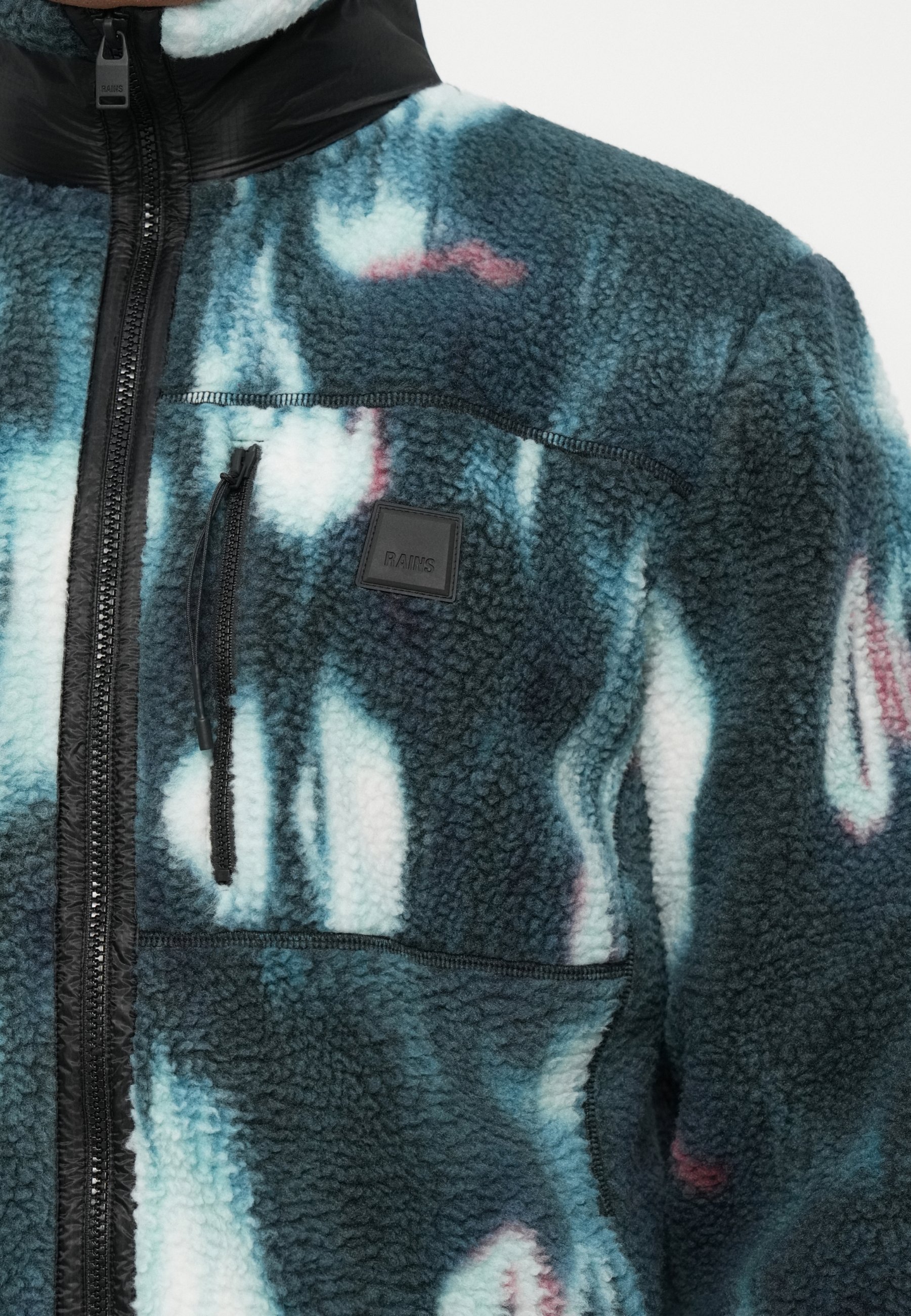 Regen-Fleecejacken und -Pullover