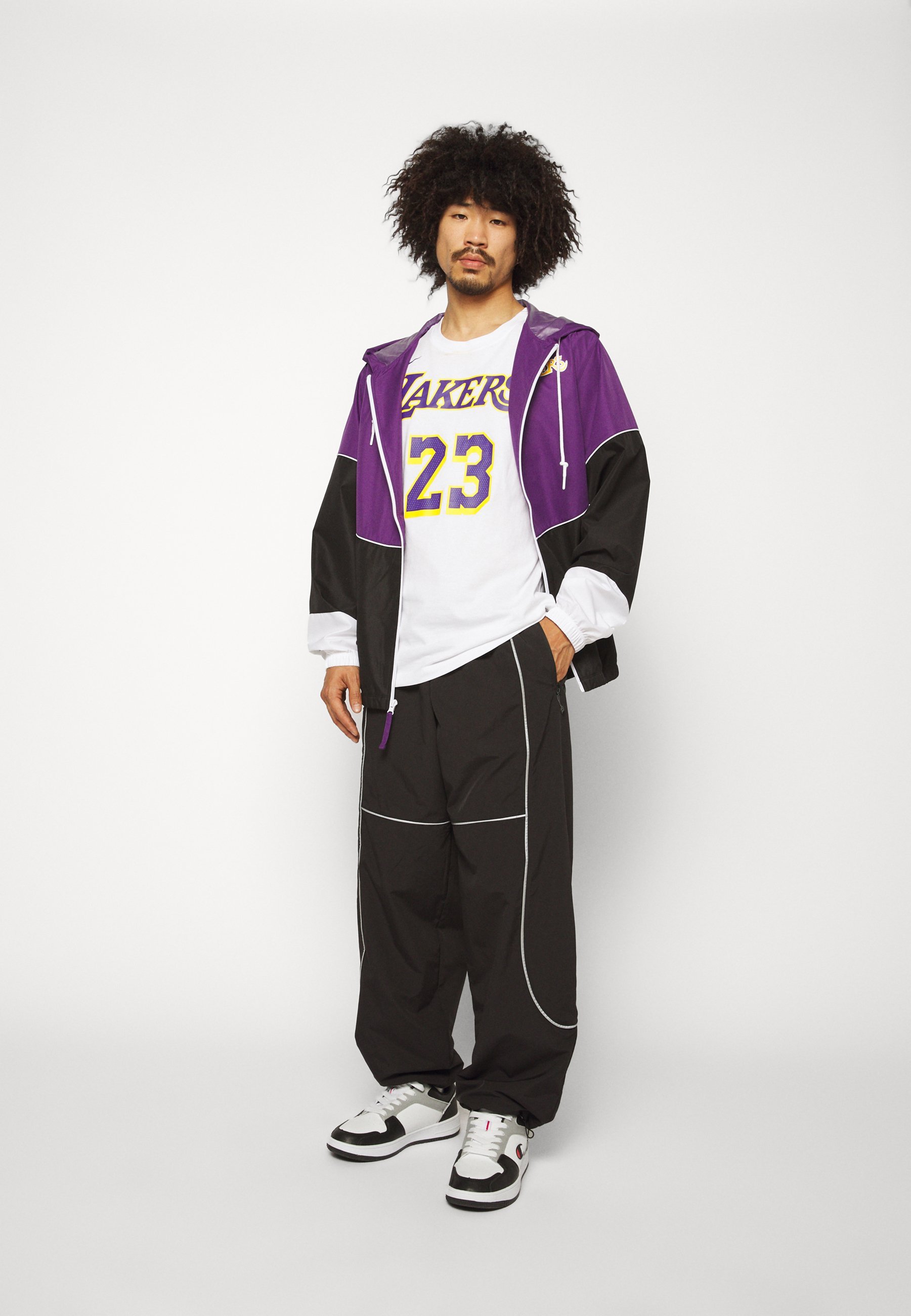 Nike Performance NBA LOS ANGELES LAKERS LEBRON JAMES T-SÄRK - Klubirõivad - valge