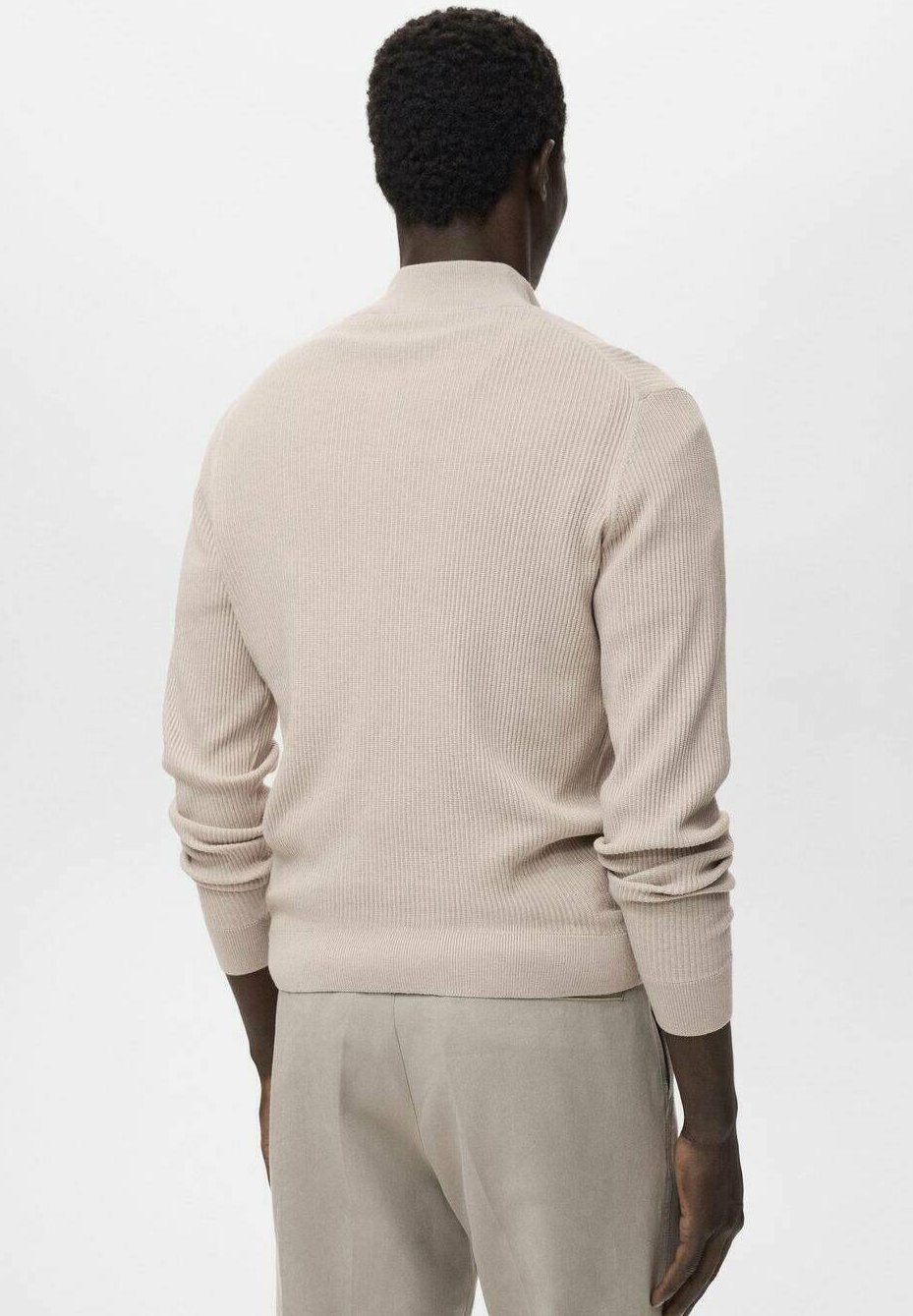 Mango met ritssluiting in de hals - Trui - beige