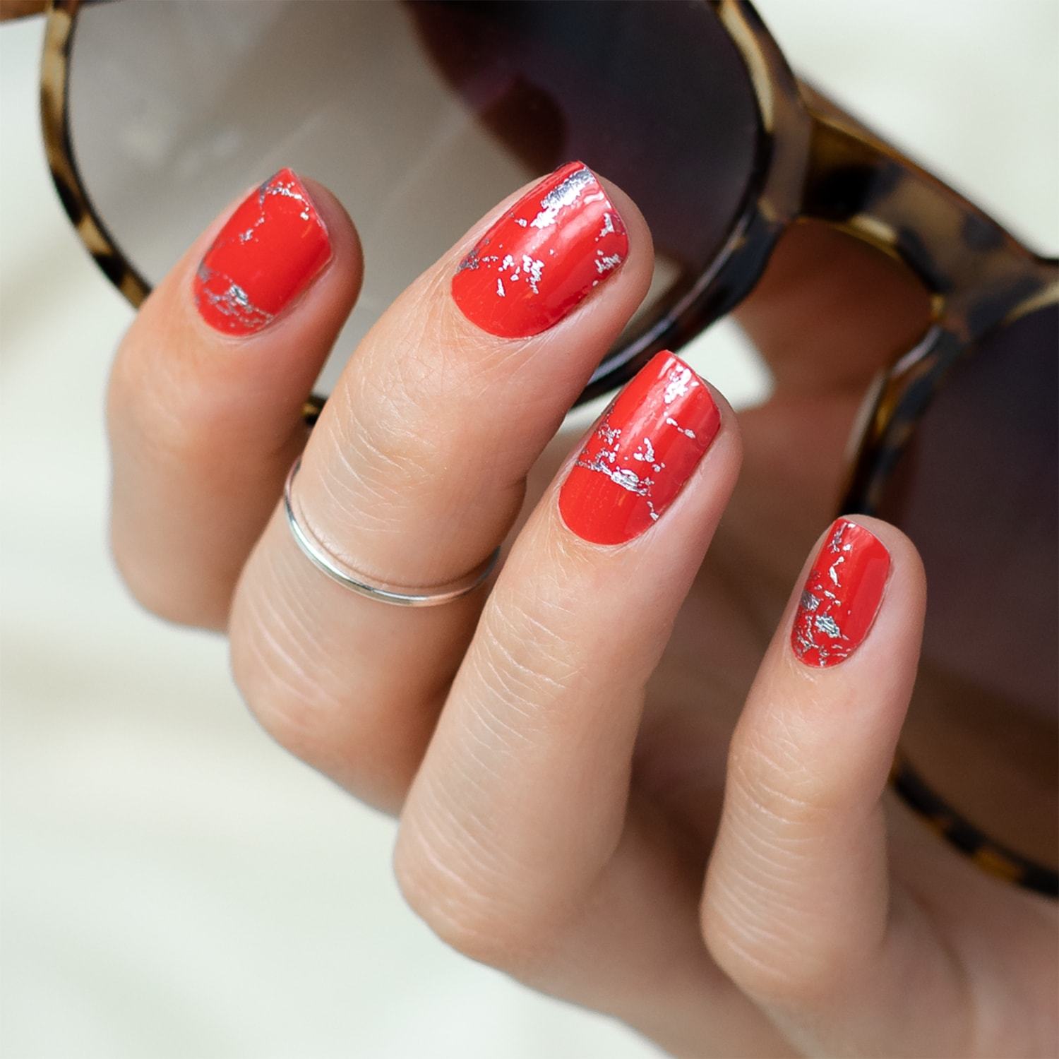 Miss Sophie Nail Design crveni ruž za usne – 1 komad