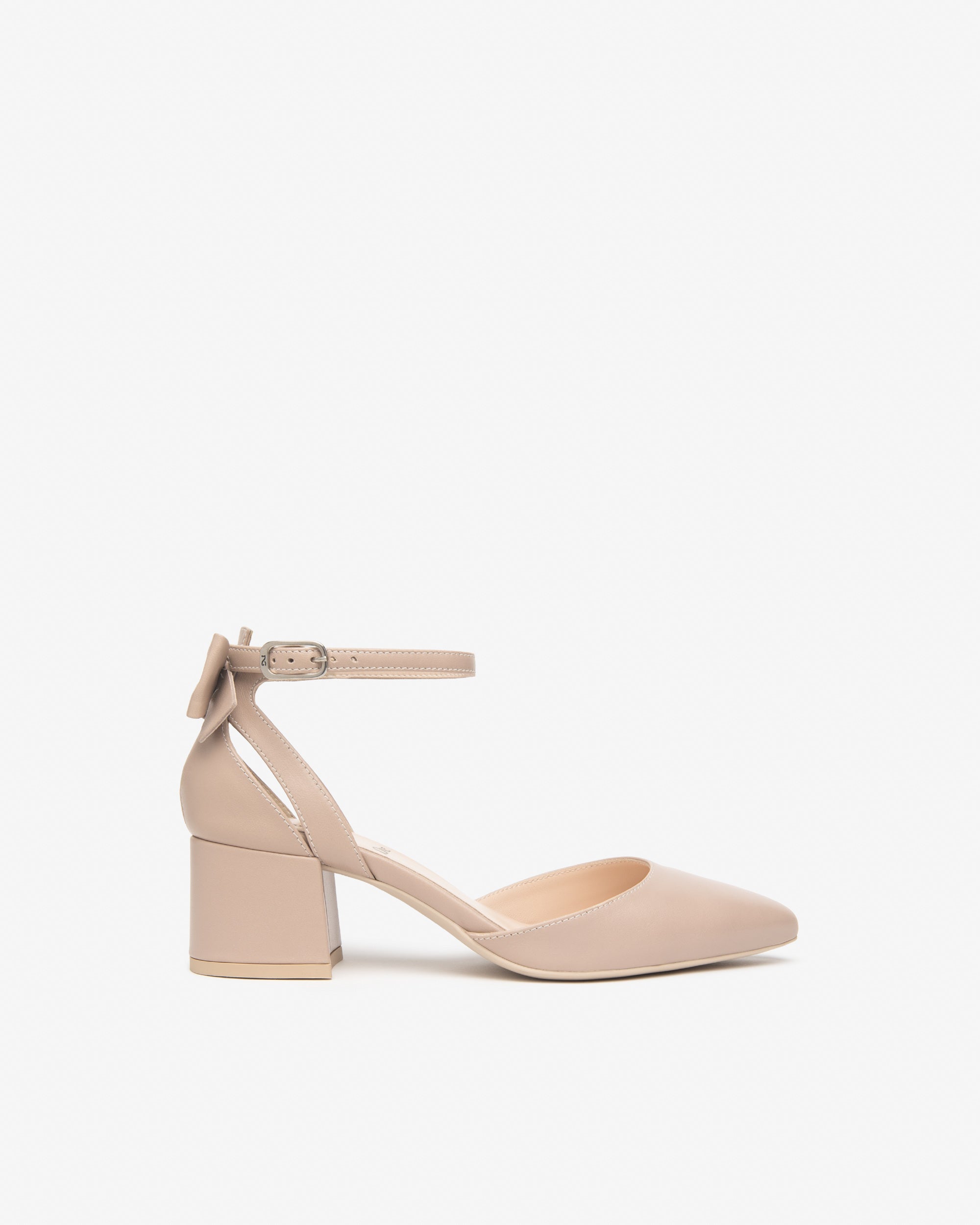  Damen-Pumps aus Leder