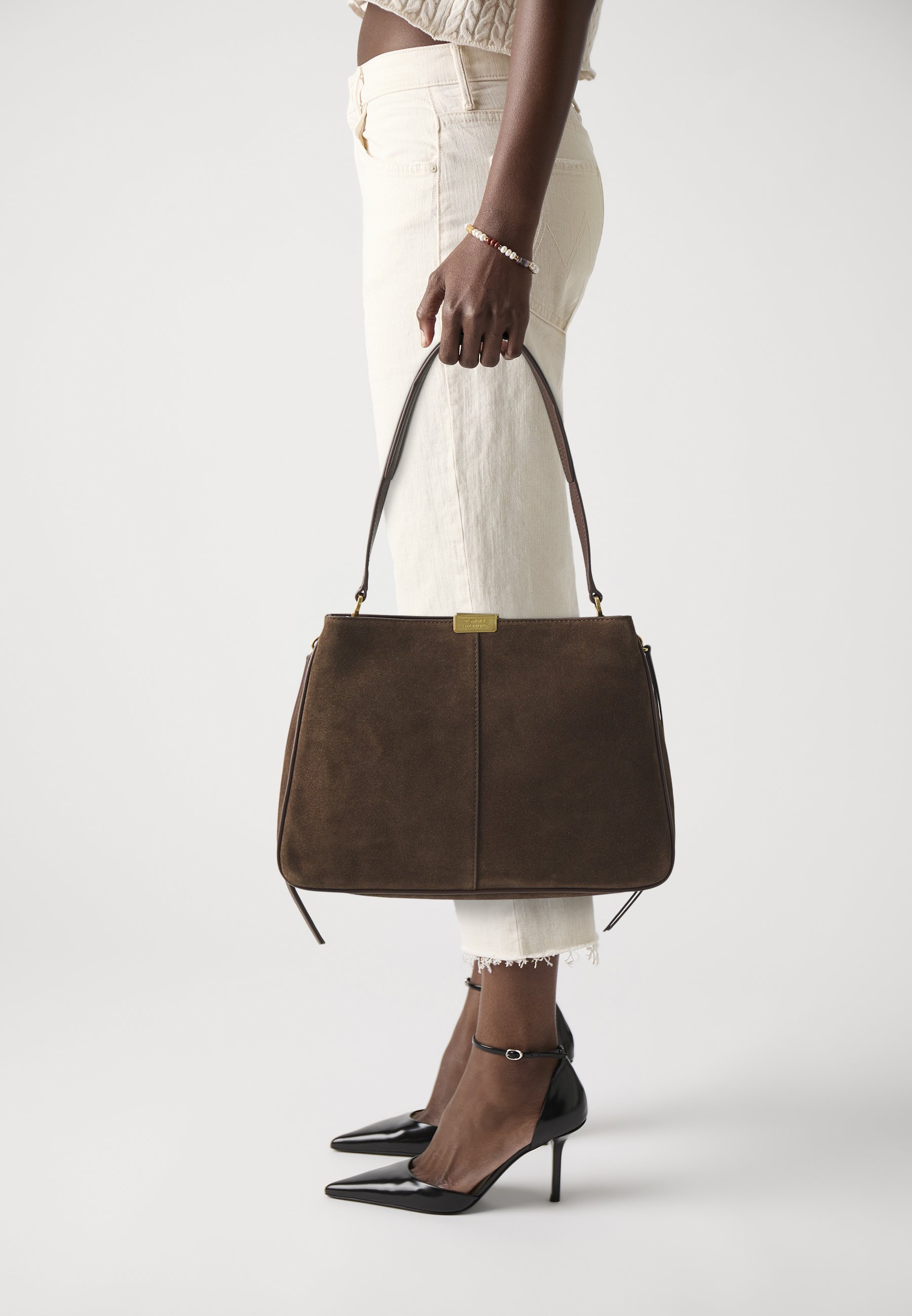 Tommy Hilfiger CASUAL SHOULDER BAG - Handtasche - Legacy Brown