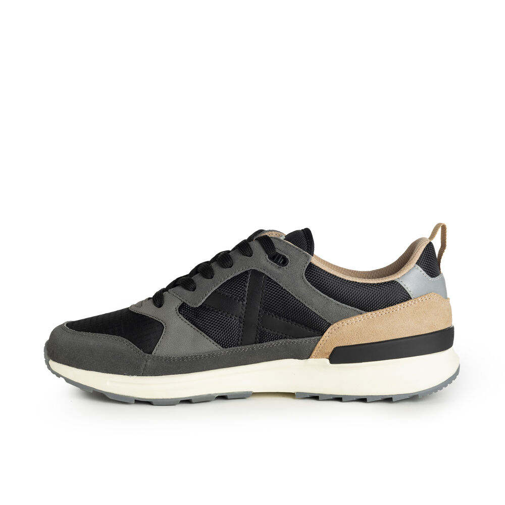 Sneakers Munich Alpha 8410082 Schwarz