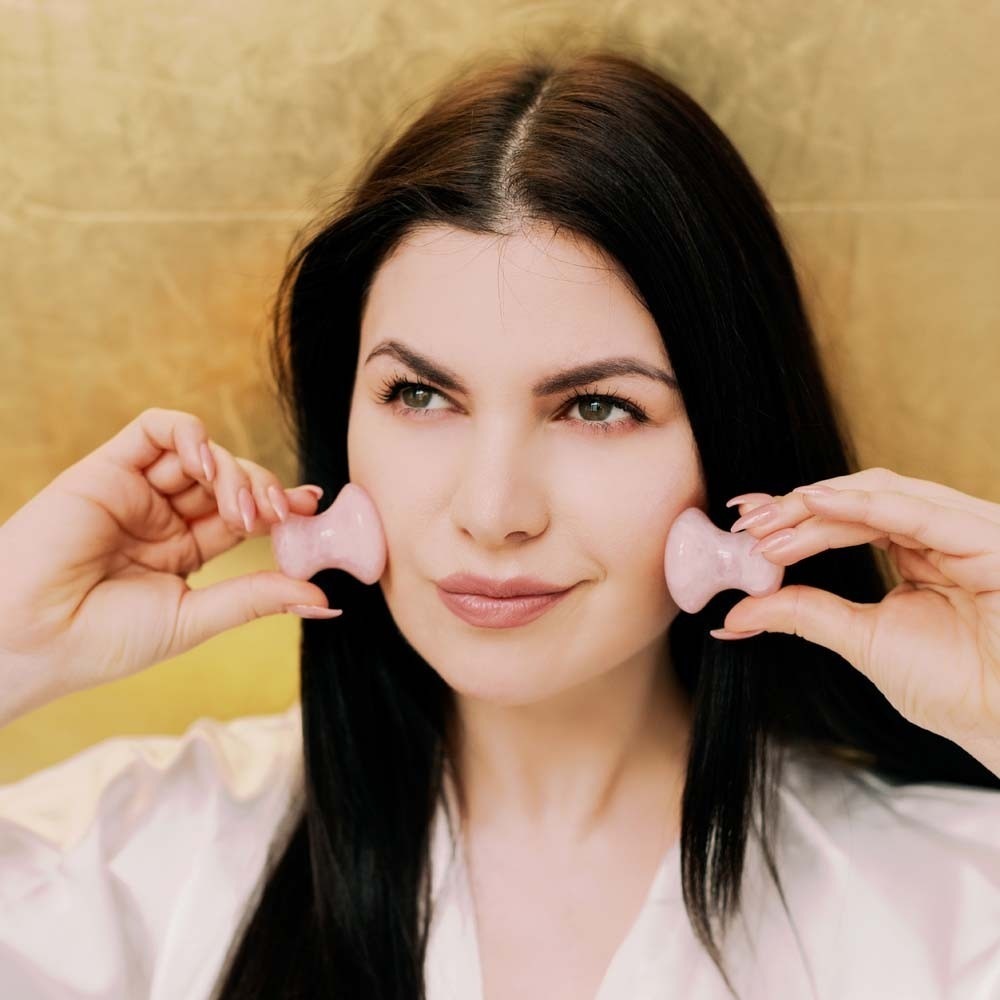 Crystallove masažer za lice s ružičastim kvarcom i gljivom gua sha - 1 komad