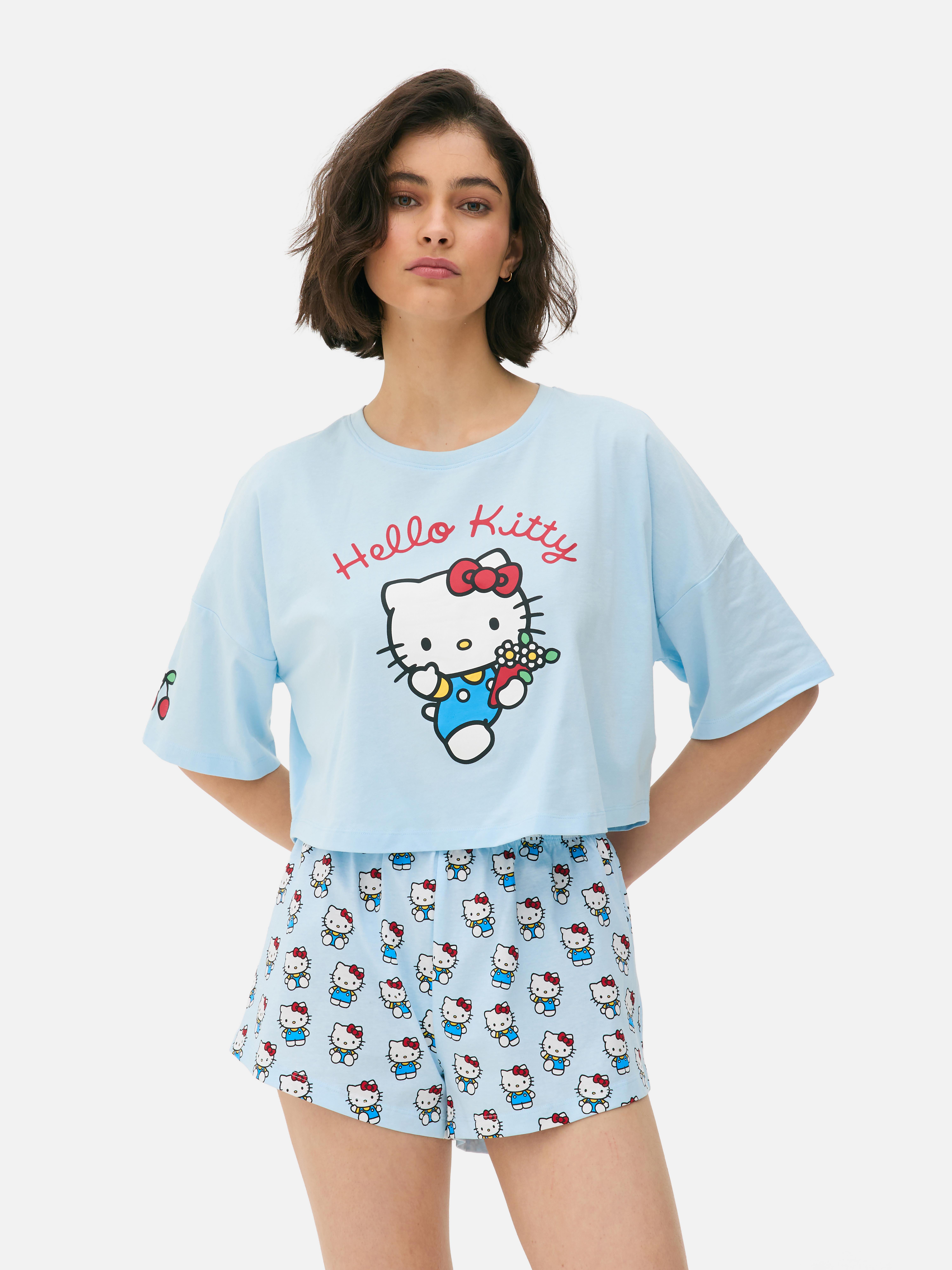 Pijama scurtă Hello Kitty O pijama Hello Kitty cu mâneci scurte și pantaloni scurți asortați
