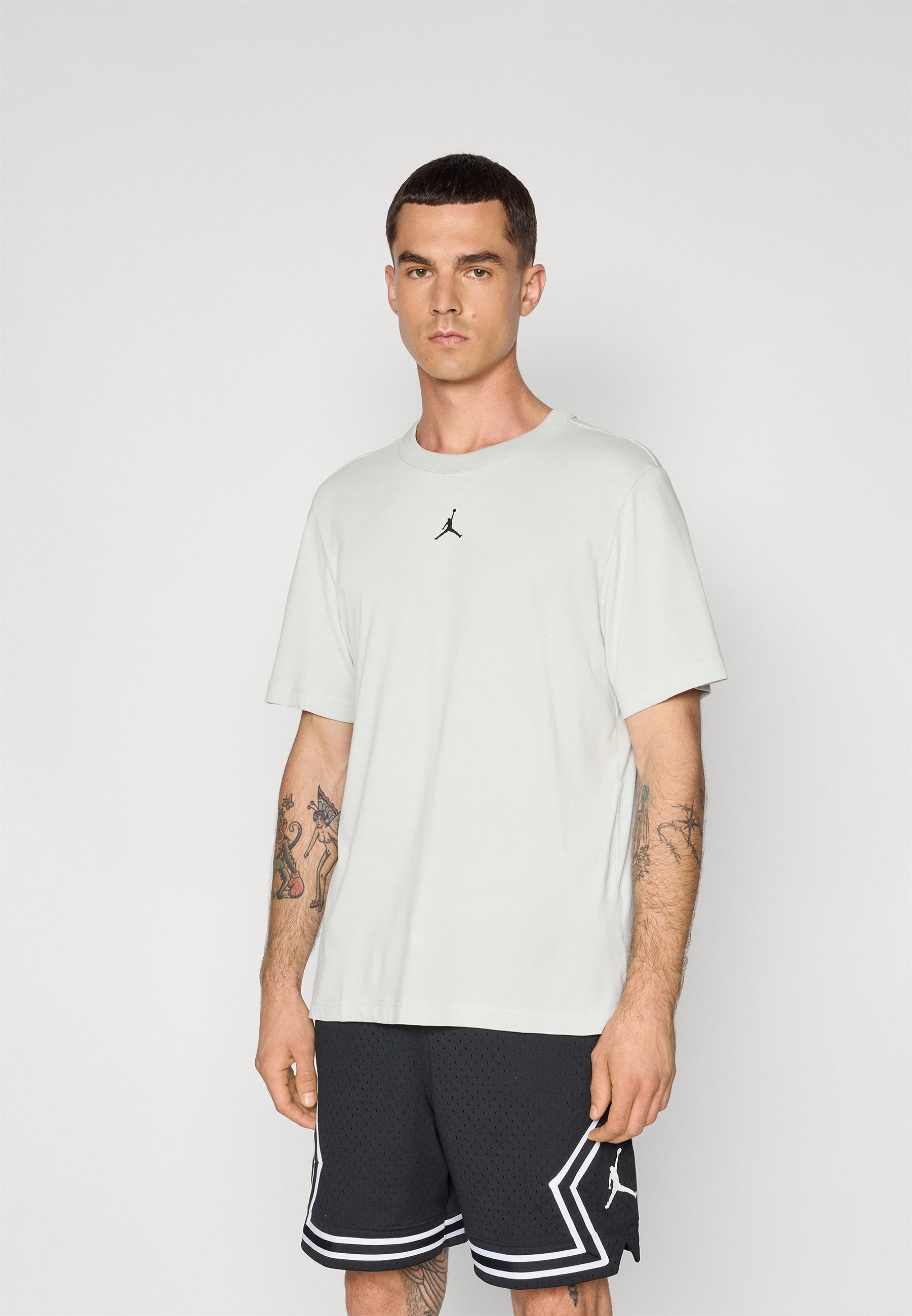 T-shirt Jordan Basic - argent clair/noir