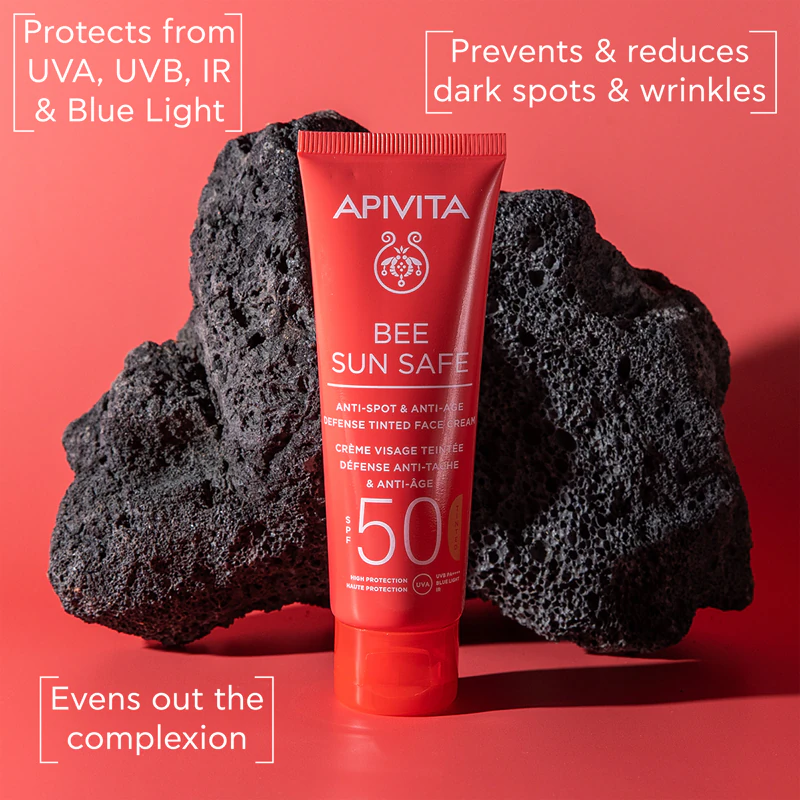 Apivita Bee Sun Safe tónovaný krém na tvár proti škvrnám a starnutiu SPF50