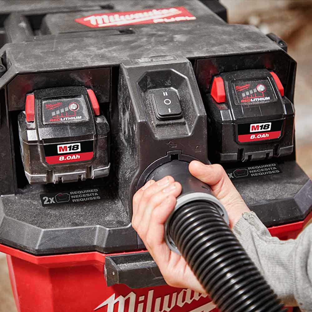 Aspirador de pó e água Milwaukee FUEL™ 34L 18V M18FVC34L0